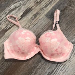 VICTORIA SECRET BRA - Never worn